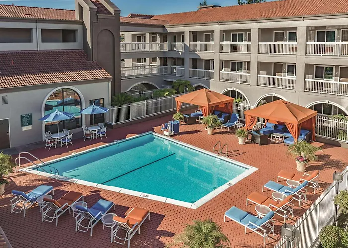 La Quinta Wyndham Sfo Airport West Millbrae-Presidents Award Winner-Free Arprt Shtl